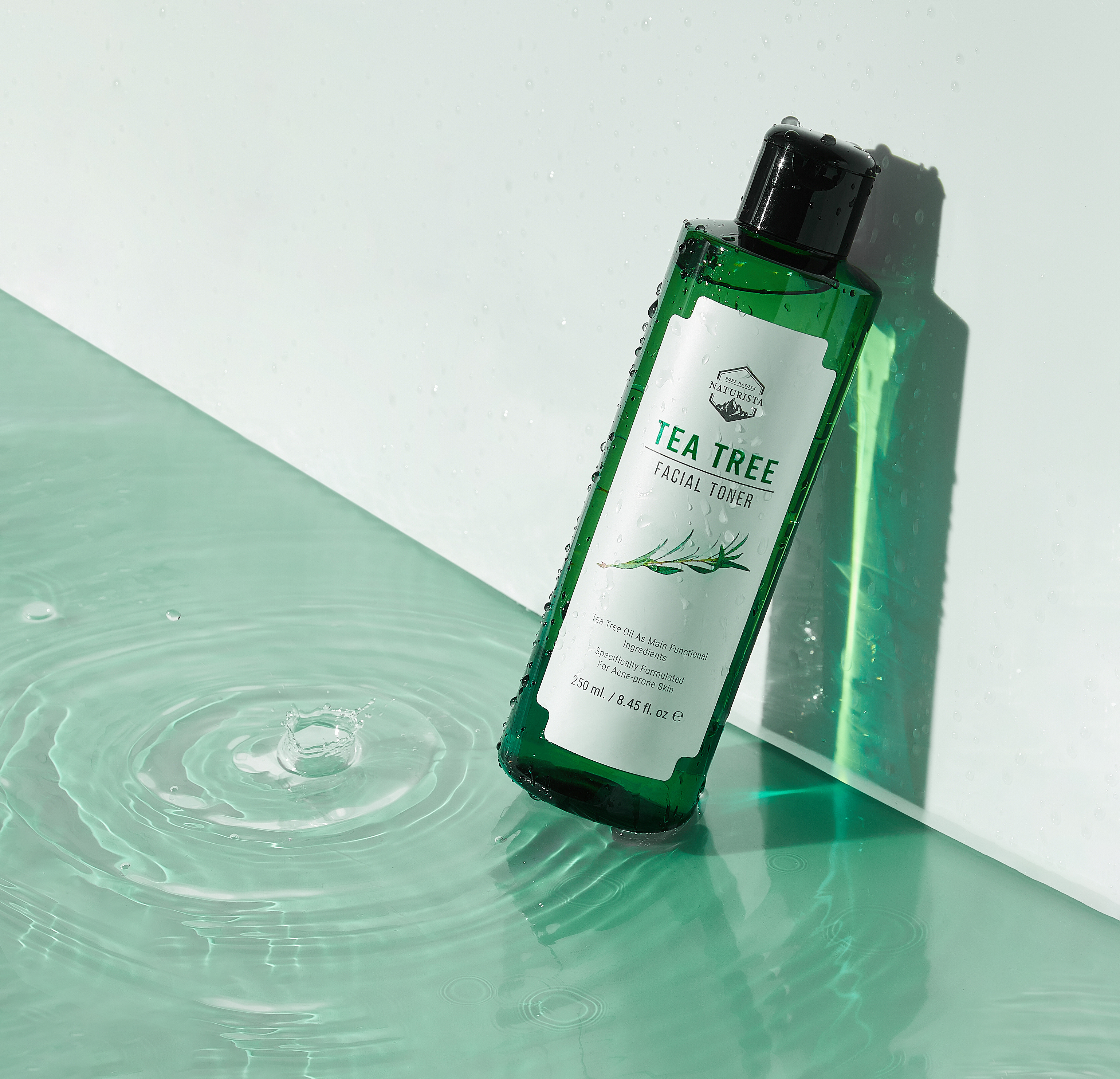 Naturista Tea Tree Facial Toner 250 ml โทนเนอร์ทีทรี ทำความสะอาดสิ่งตกค้างบนใบหน้าอย่างล้ำลึก ช่วยลดสิว และกระชับรูขุมขน